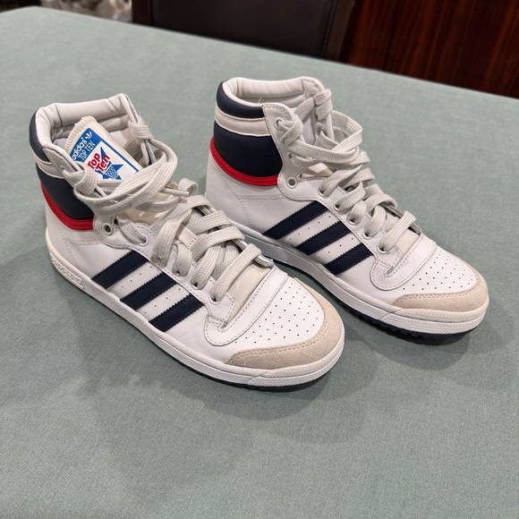 Adidas Top Ten Hi J BRAND NEW no box - MENS 5 - Picture 1 of 9